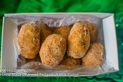 Home Made Dharwad Peda / Soft Milk Fudge Recipe - Pooja's Cookery