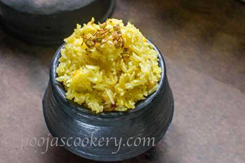 Indian Dessert Sakhar bhat / Kesar bhat recipe - Pooja's Cookery