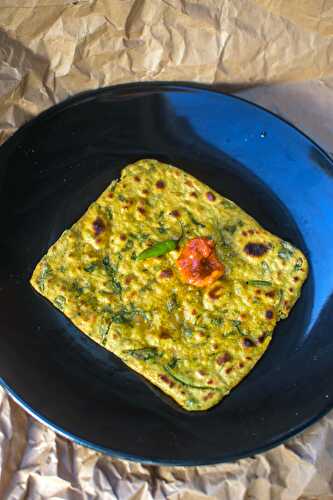 Methi Paratha / Fenugreek Flat Bread Recipe - Pooja's Cookery