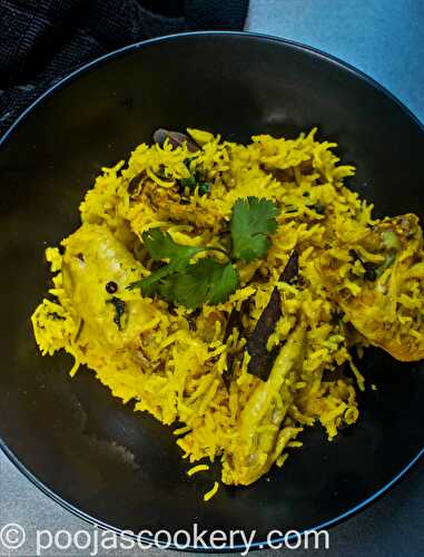 Moist and Easy Chicken Pulao Recipe - Pooja's Cookery