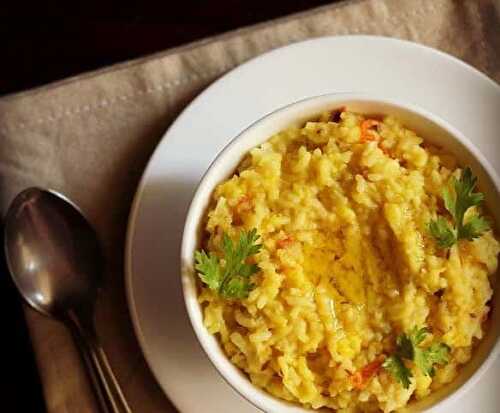 MOST POPULAR KHICHDI RECIPE IN INDIA - Pooja's Cookery
