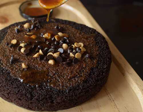 Oreo Cookie Cake in Pressure Cooker Recipe - Pooja's Cookery