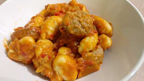 Gnocchi and meatball with peppers