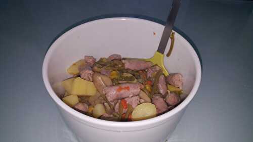 One pot potatoes and chipolatas