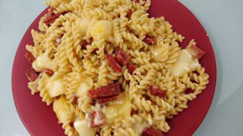 Pasta with sausages (chorizo) and raclette cheese