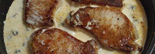 Pork ribs with Roquefort cheese