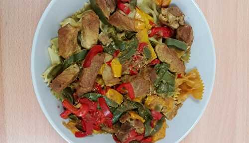 Pork slices, peppers and pastas