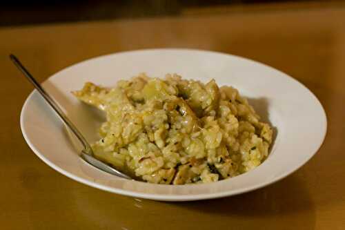 Risotto with chicken and raisins