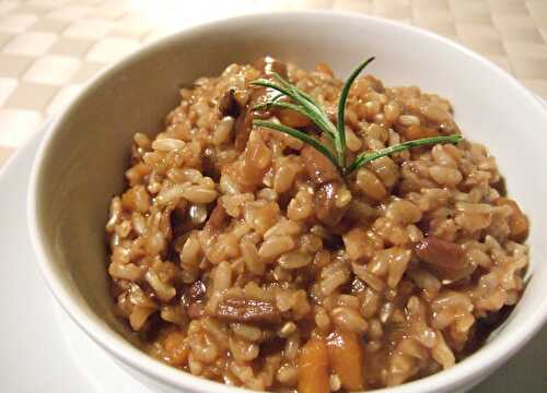 Risotto with mushrooms and white wine