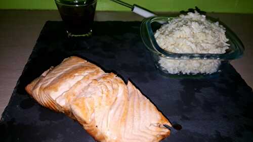 Salmon with soy, honey and coco rice