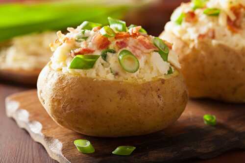 Stuffed potatoes with bacon and cheddar