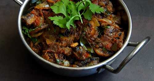Chettinad Mushroom Masala/Chettinad Kaalan Curry