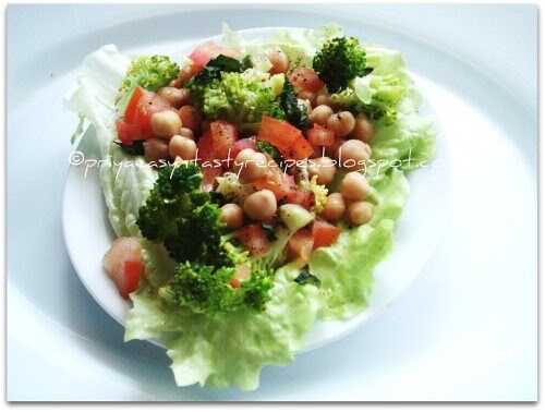 Chickpeas & Broccoli Salad