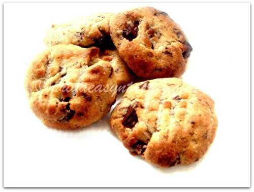 Cinnamon Flavoured Dark Chocolate Butter Cookies