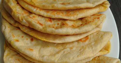 Dhalpuri Roti/Trinidadian Dal Stuffed Flatbread