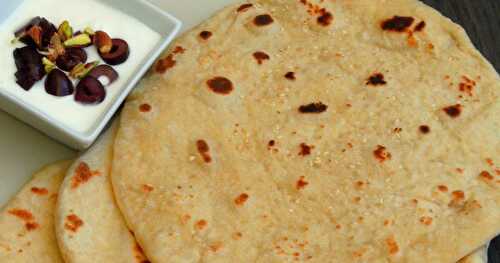 Emirati Khameer Bread/Traditional Khamir Flatbread from UAE