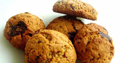 Honey & Chocolate Chunks Oatmeal Cookies