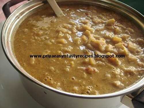Lotus Root Dal Gravy/Thamaraithandu Paruppu Kuruma