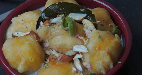 Madhurjan Thongba/Manipuri Gramflour Dumplings in Sweet Milk