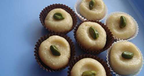Microwave Kaju Peda