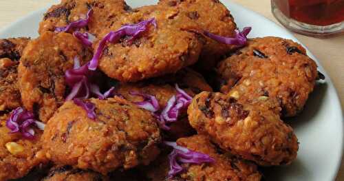 Purple Cabbage Masal Vada/Purple Cabbage Channadal Fritters