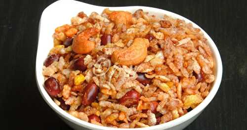 Red Rice Flakes Chivda/Sivappu Aval Mixture/Red Poha Chivda - #MonsoonMojo