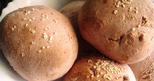 RM#2 Day 5 - Beetroot Sesame Buns