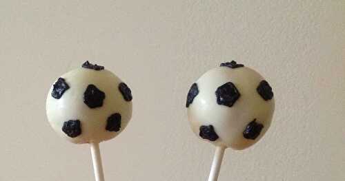Soccor Ball Cake Pops - A Guest Post