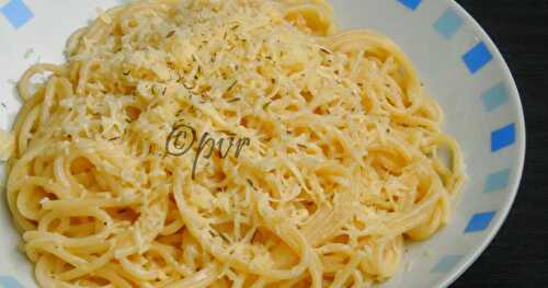 Spaghetti With Cheesy White Alfredo Sauce