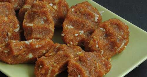  Sweet Rava Pidi Kozhukattai-Version 2 /Semolina Sweet Dumplings with Jaggery