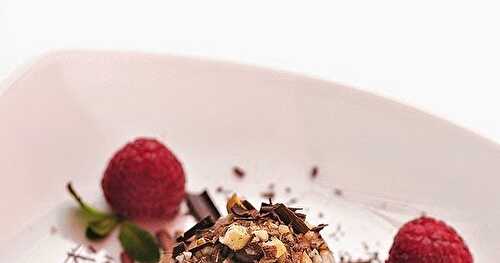 The Chocoponoix/Le Chocoponoix - Caramelised Apple with Chocolate Mousse & Flourless Hazelnut Cake