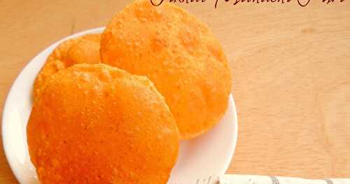 Tikhat Mithachi Puri & Batate Kachrya