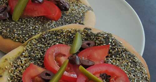 Za'atar Pizza/Man'oosheh/Lebanese Manooshe