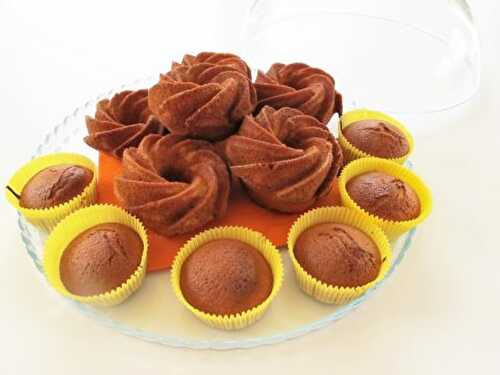 Easy Pumpkin Cupcakes: Lovely Color And Delicious Taste