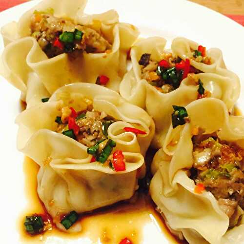Veal steamed dumplings (dim sum)