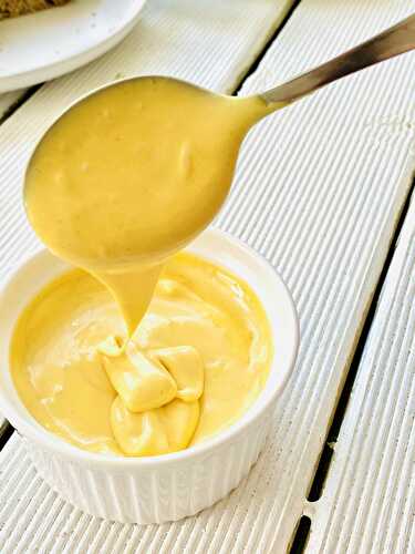 Hollandaise Sauce - Easiest Homemade Recipe