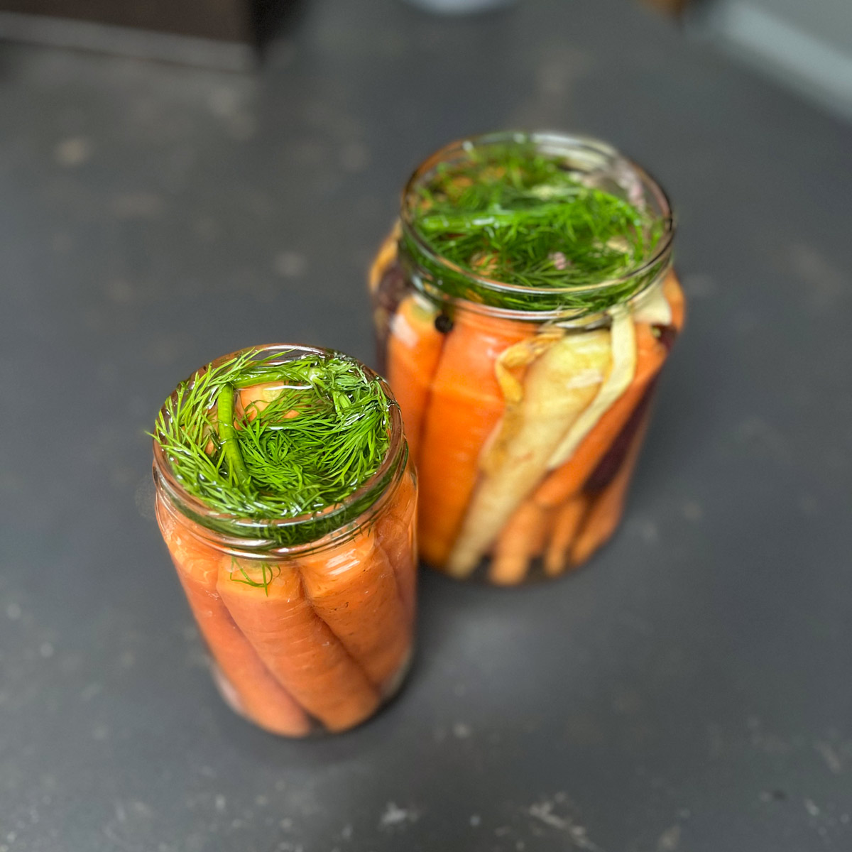 Quick pickled carrots