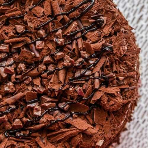 Moist and chocolate cake