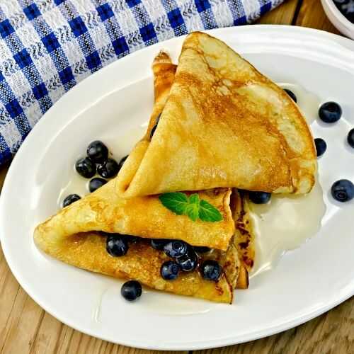 Blueberry and cream cheese hotcakes