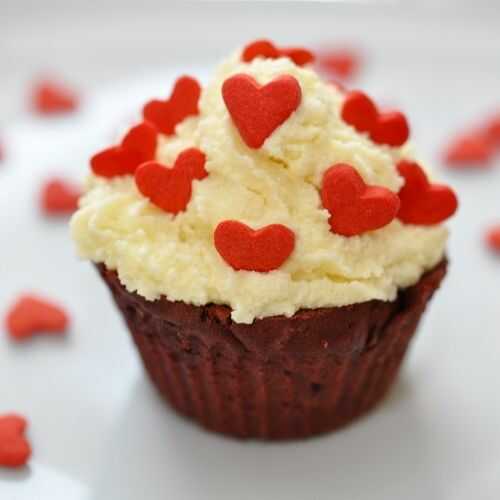 Red Heart Cupcakes for Valentines