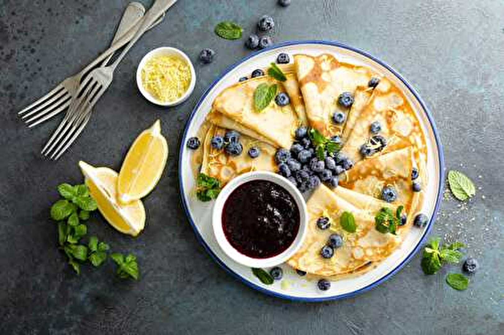 Blueberry and Lemon Crêpes