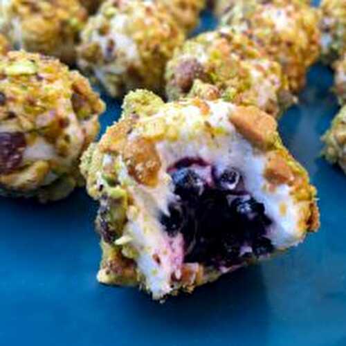 Goat Cheese Balls with Blackberries