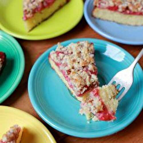 Strawberry Crumb Cake [Low Carb & Keto]