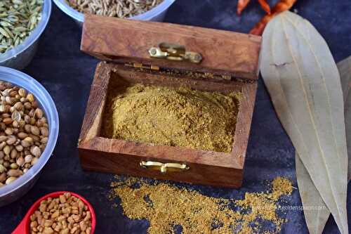 Bhaja masala recipe | Bhaja moshla | Bengali bhaja masala | Bengali roasted spice mix - Rumki's Golden Spoon