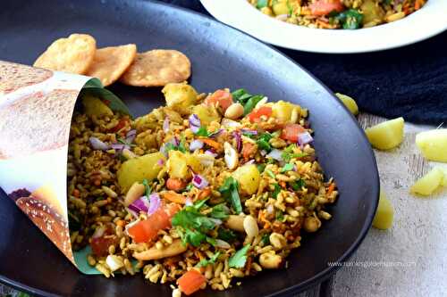 Bhel Puri Recipe| Bhel Poori | Indian Street Food - Rumki's Golden Spoon