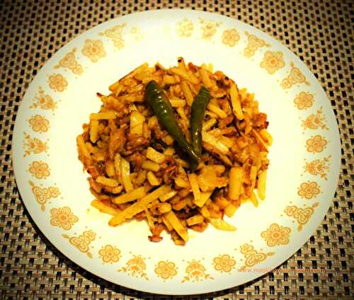 Bihari style Aloo Bhaji | Spicy Potato Fry - Rumki's Golden Spoon