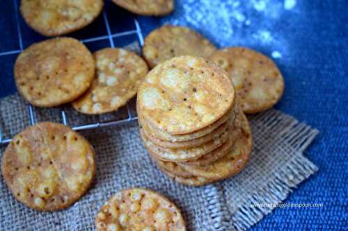 Crispy Papdi Recipe | How To Make Papdi For Indian Chaat - Rumki's Golden Spoon