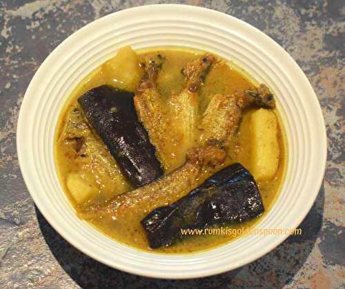 Kajoli / Bashpata Macher Aloo Begun Diye Jhol | Kajoli Fish Curry with Potato & Brinjal - Rumki's Golden Spoon