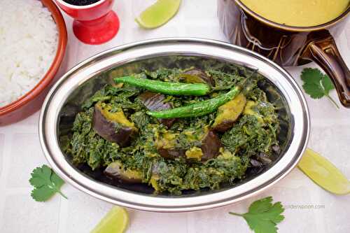 Palong shaak recipe | Begun diye palong shaak | Bengali palak saag recipe - Rumki's Golden Spoon