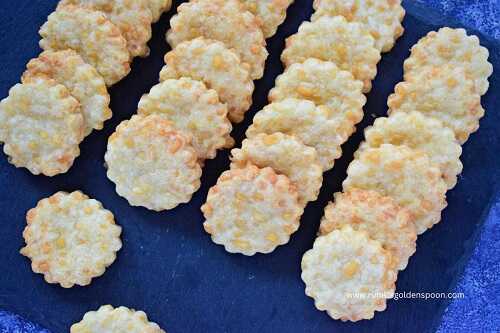 Cheese savoury biscuits | Recipe for savoury cheese biscuits